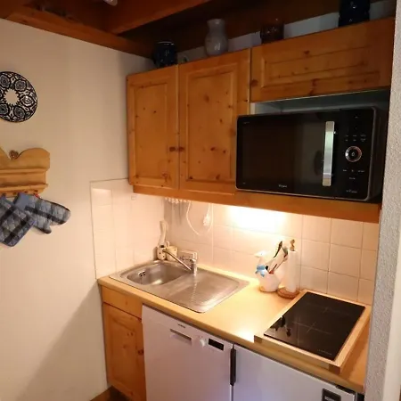 Duplex Cosy Et Spacieux Avec Piscine Et Balcon Proche Des Pistes Pour 4-5 Personnes A Areches-beaufort - Fr-1-342-171 * Areches