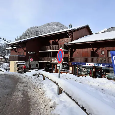Apartment Duplex Cosy Et Spacieux Avec Piscine Et Balcon Proche Des Pistes Pour 4-5 Personnes A Areches-beaufort - Fr-1-342-171 *