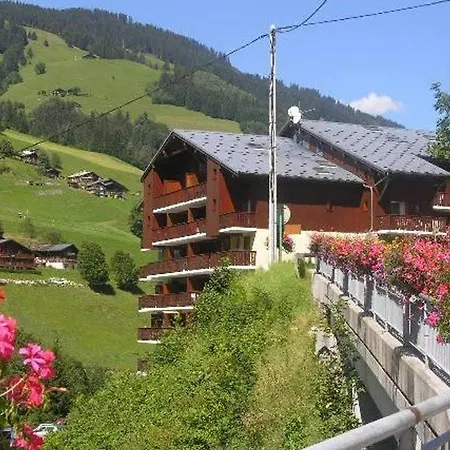 Apartment Duplex Cosy Et Spacieux Avec Piscine Et Balcon Proche Des Pistes Pour 4-5 Personnes A Areches-beaufort - Fr-1-342-171 *